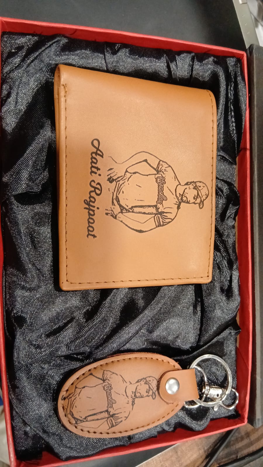 Customized Wallet Keychain