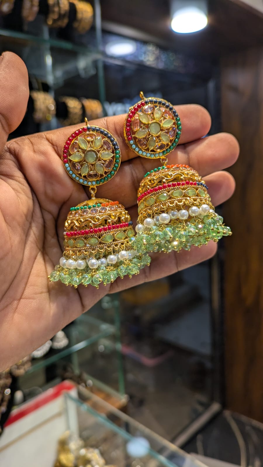 Designer Noratan Jumki