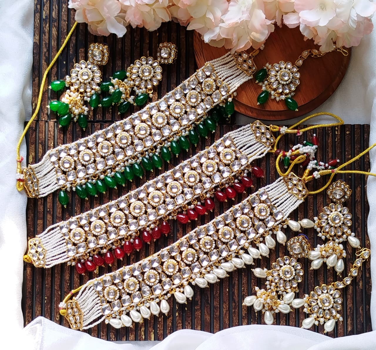 Beautiful Indian Dabbi Kundan Choker Set