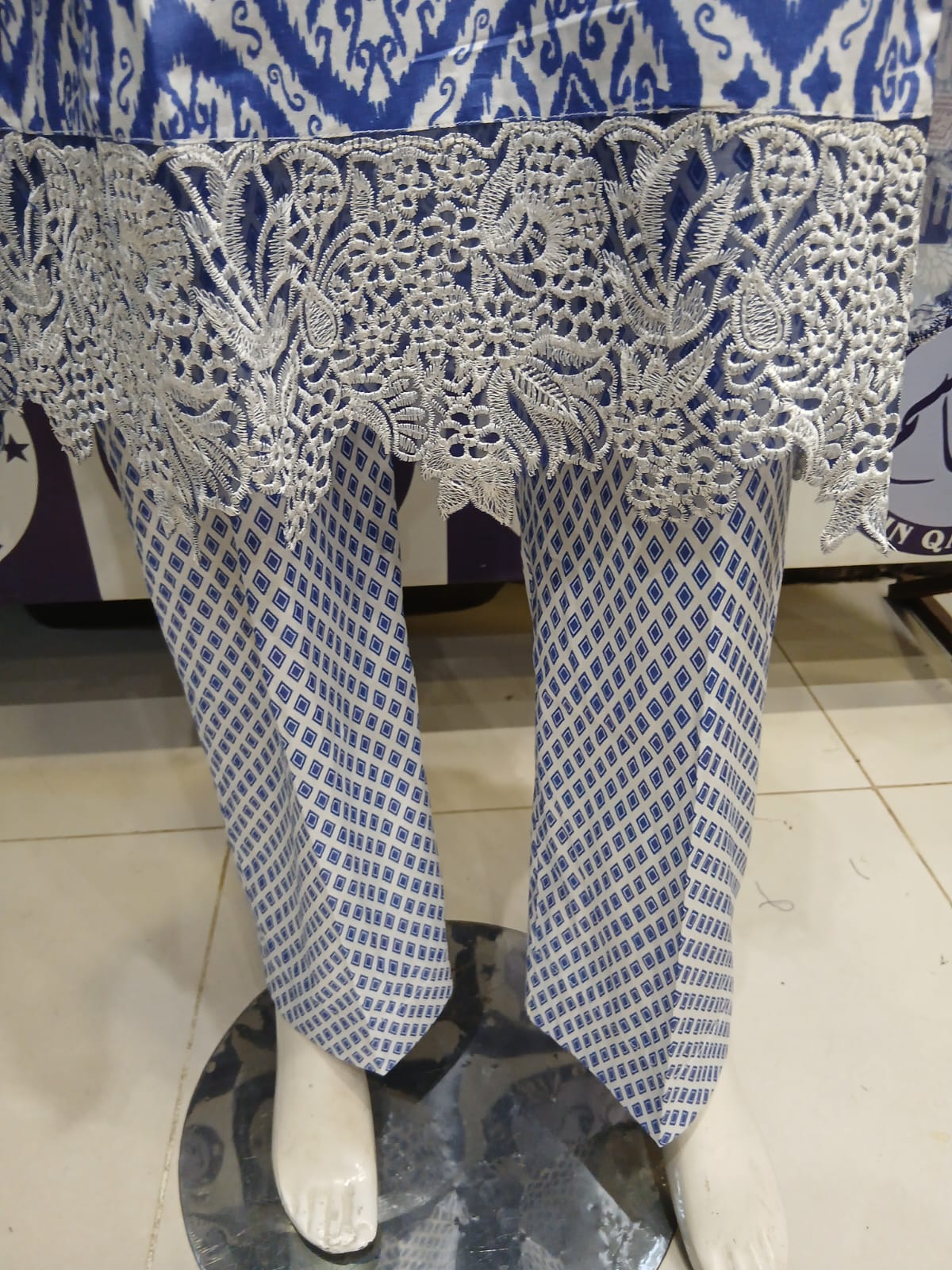 ZAINAB CHOTTANI STITCHING