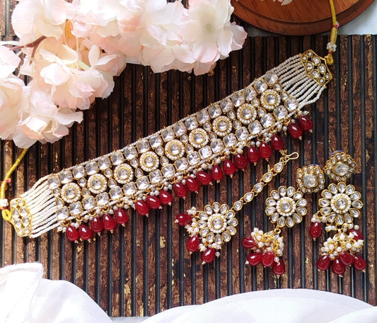 Beautiful Indian Dabbi Kundan Choker Set
