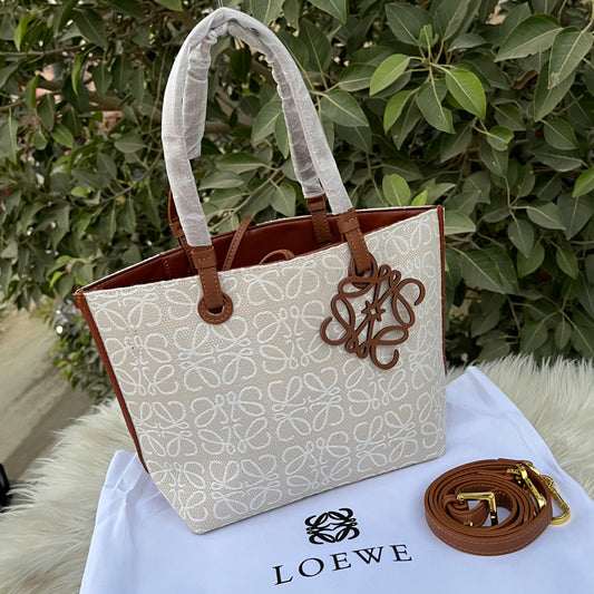 LOEWE Handbag