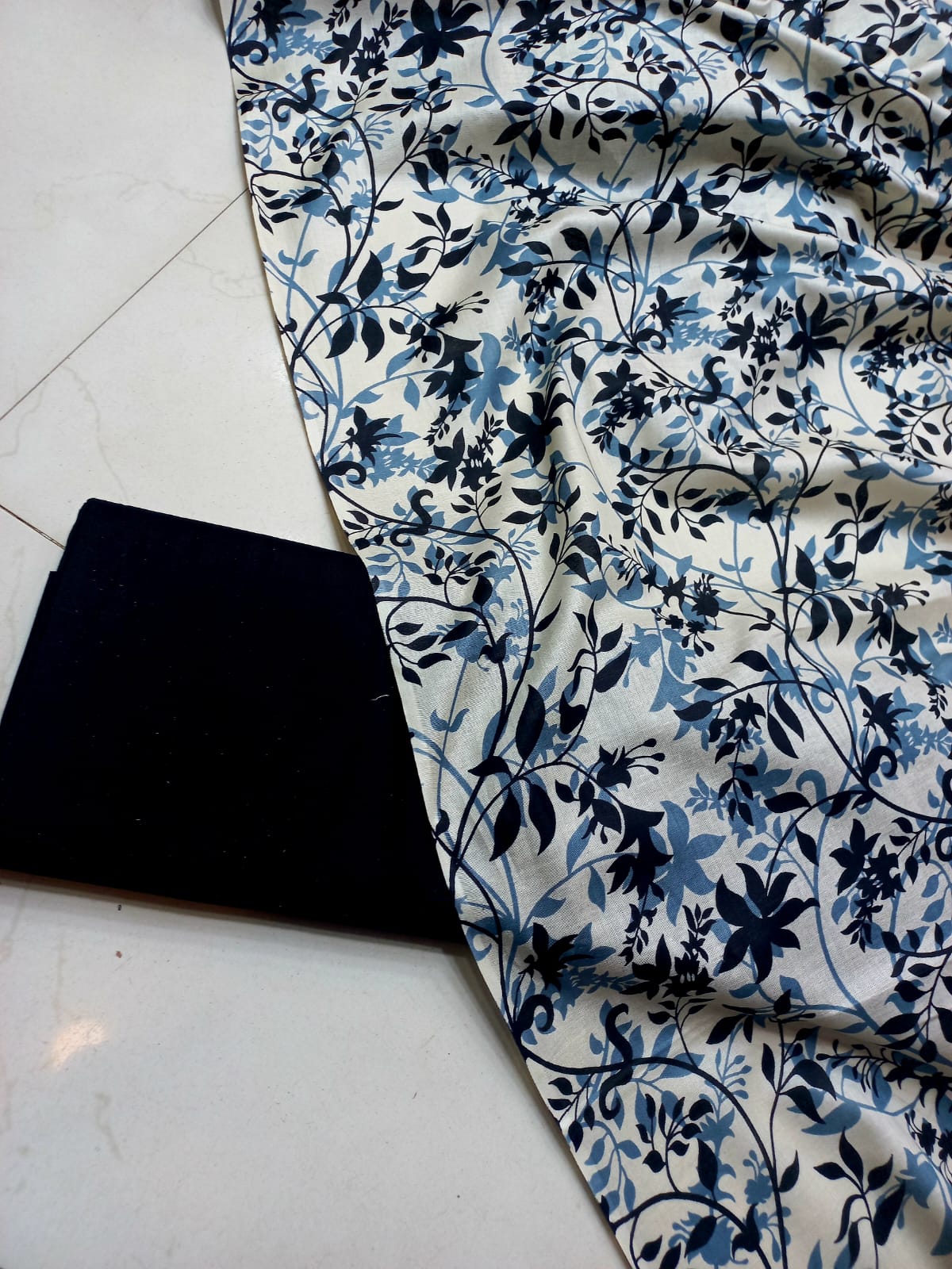 Classic Lawn Printed Shirt Plain Trouser