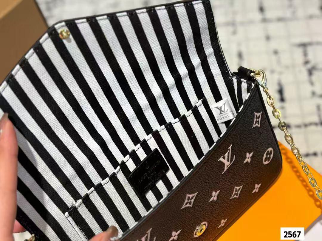 Louis Vuitton Pochette Félicie