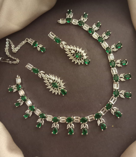 Indian Ad Zarkoon Party Wear Set with Teeka