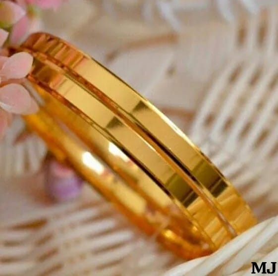 GOLD PLATED 2 PIECE BANGLES SET
