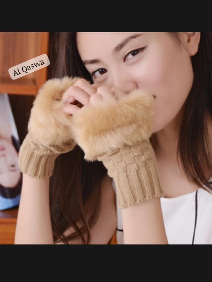 Fluffy fur half glove for ladies and girls