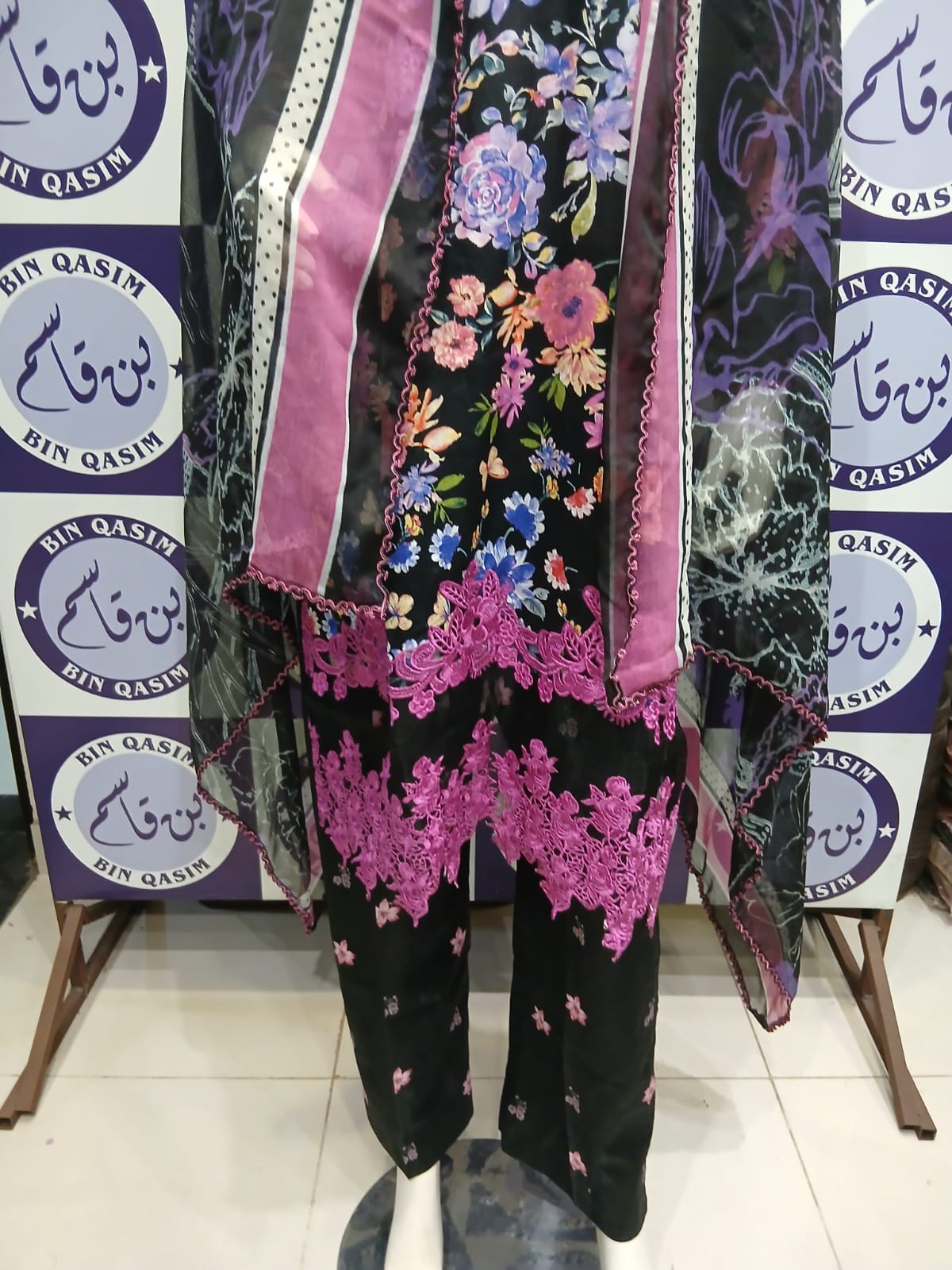 ASIFA NABEEL STITCHING