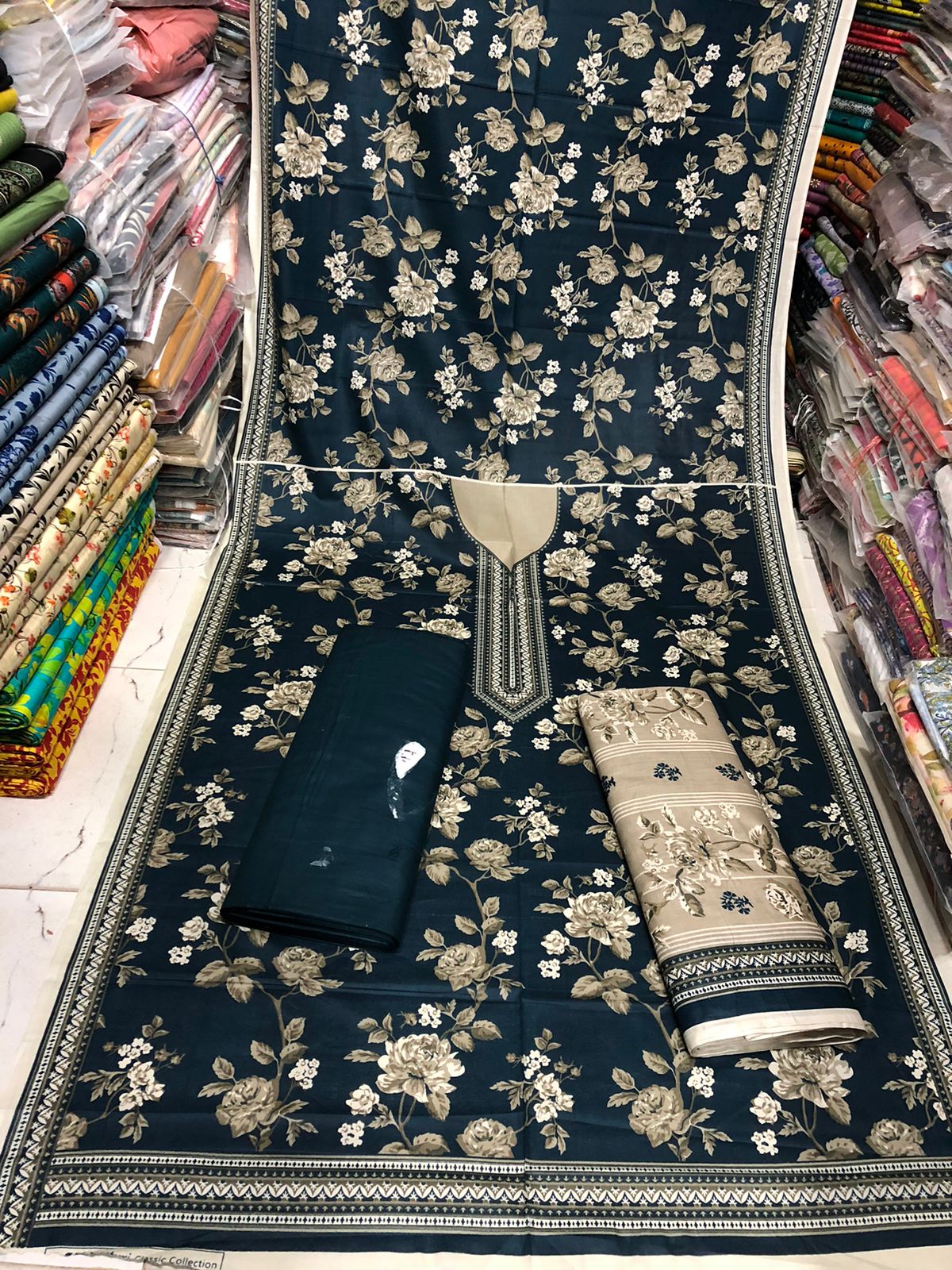 Al-Karam Kasturi Classic Lalazar Classic Collection