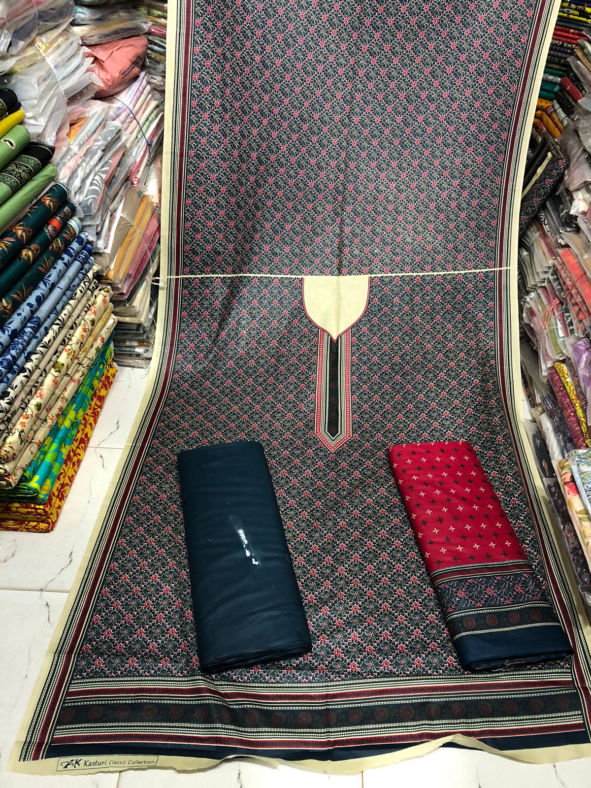 Al-Karam Kasturi Classic Lalazar Classic Collection