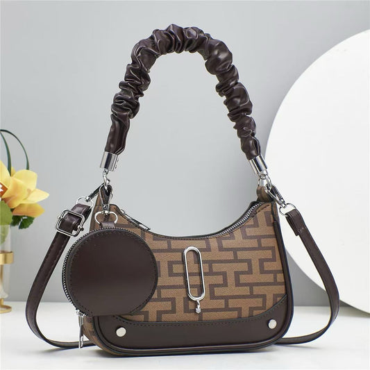 Girl’s heavy crossbody bag