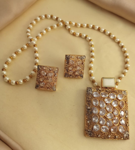 Egyptian Locket Set With Fancy Mala