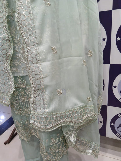 Noor By Sadia Asad Stitching