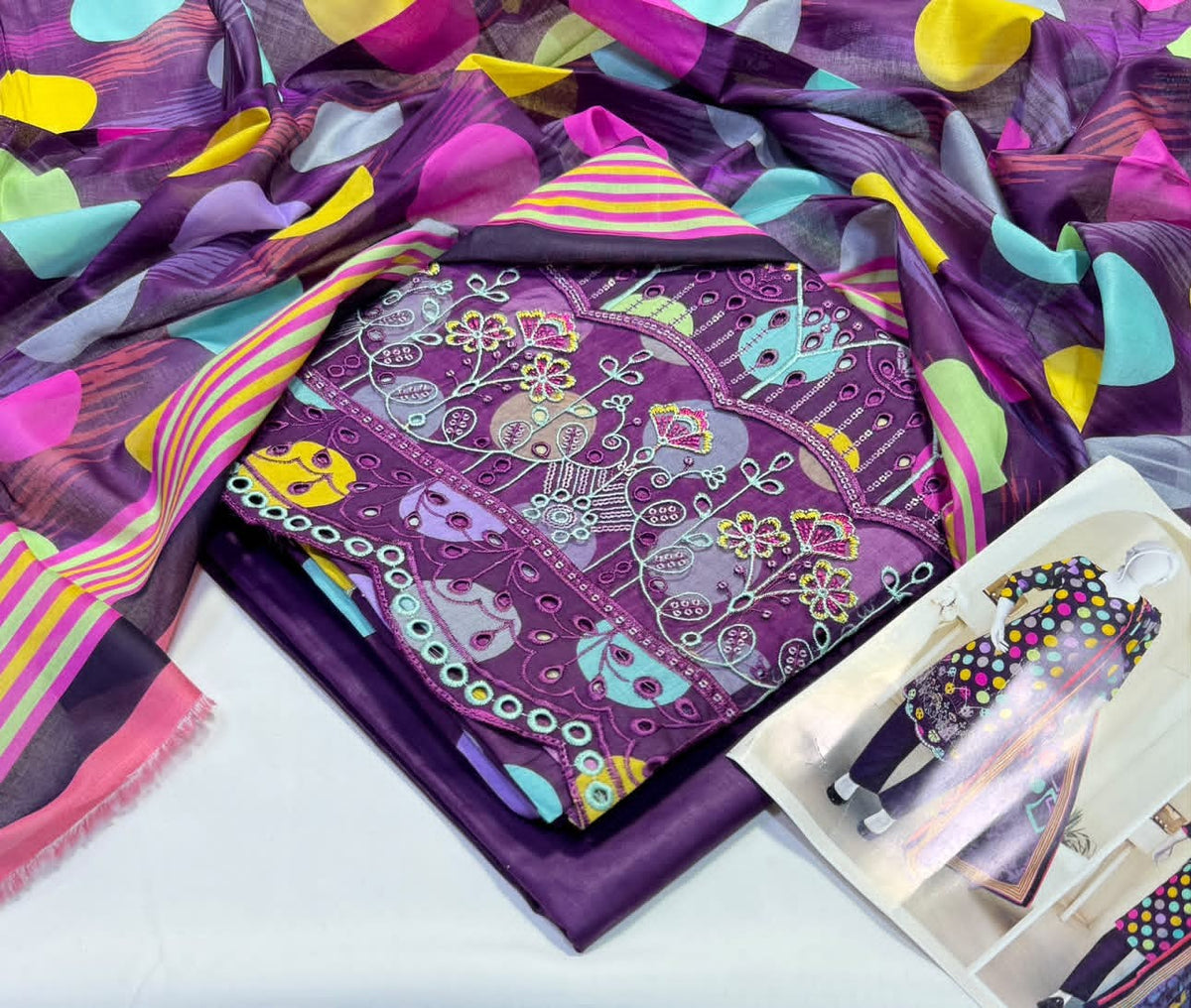 Boring Daman Embroidered Collection