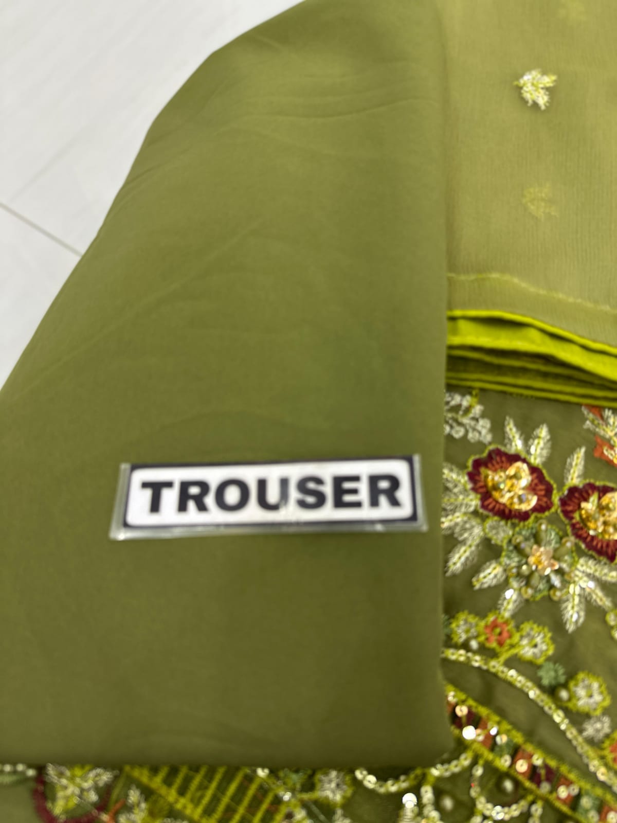 HUSN-E-SUROSHI Collection