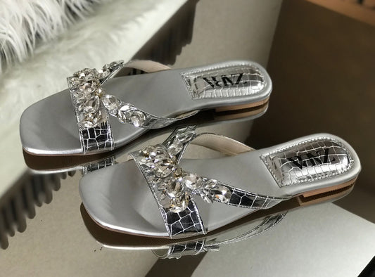 Zara Slipper