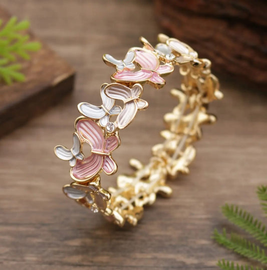 Stretchable Bangles