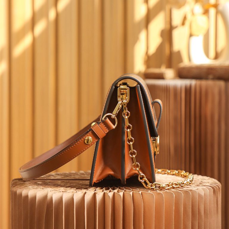 Louis Vuitton Dauphine MM M45958