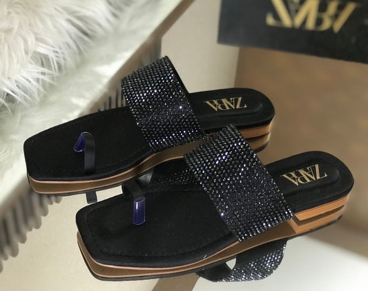 Zara stone flat