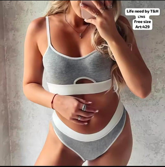 SPORTS BRA PENTY SET