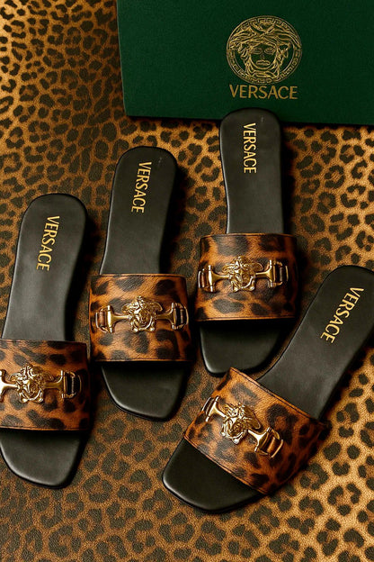 VERSACE