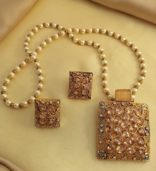 Egyptian Locket Set With Fancy Mala