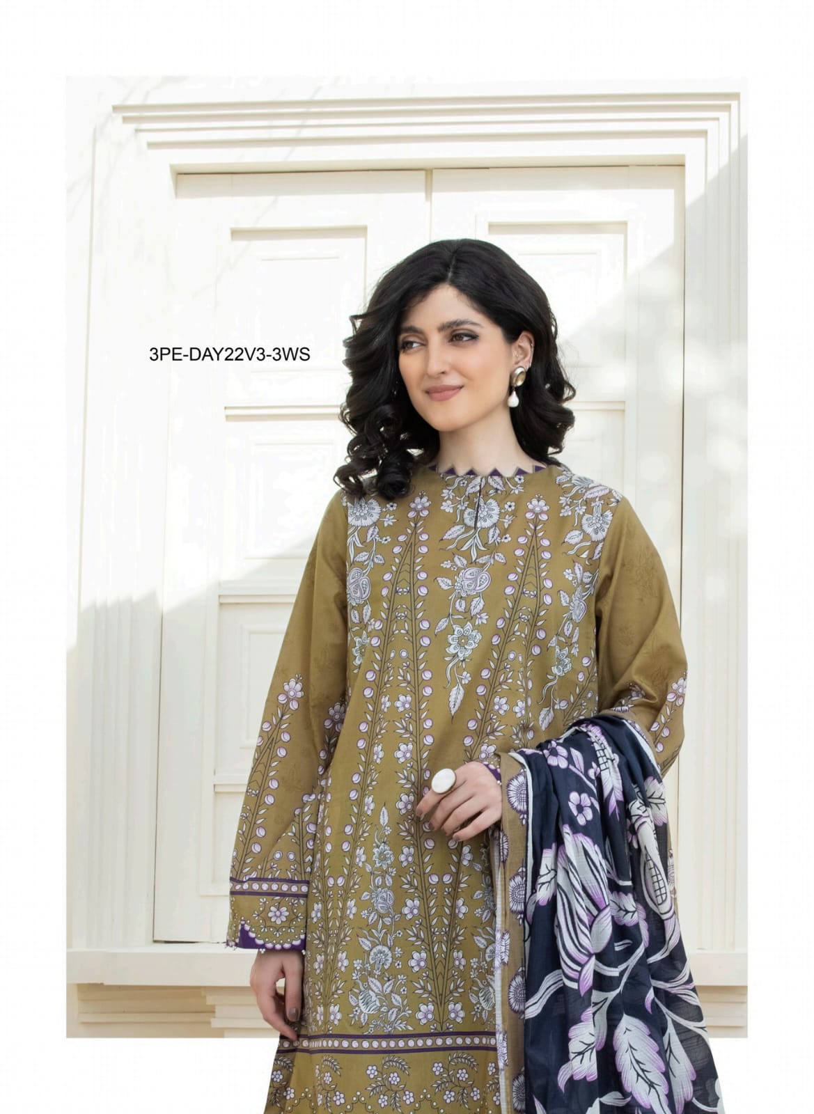 Sapphire 3 Pcs Summer Lawn Collection