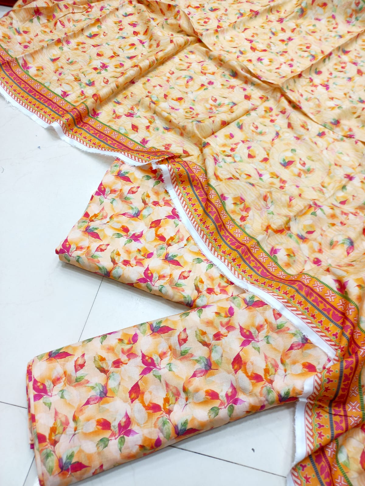 Bareeze Lawn 3 Pcs Printed