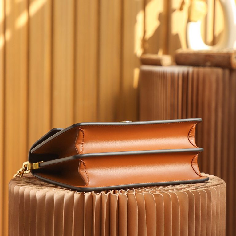 Louis Vuitton Dauphine MM M45958