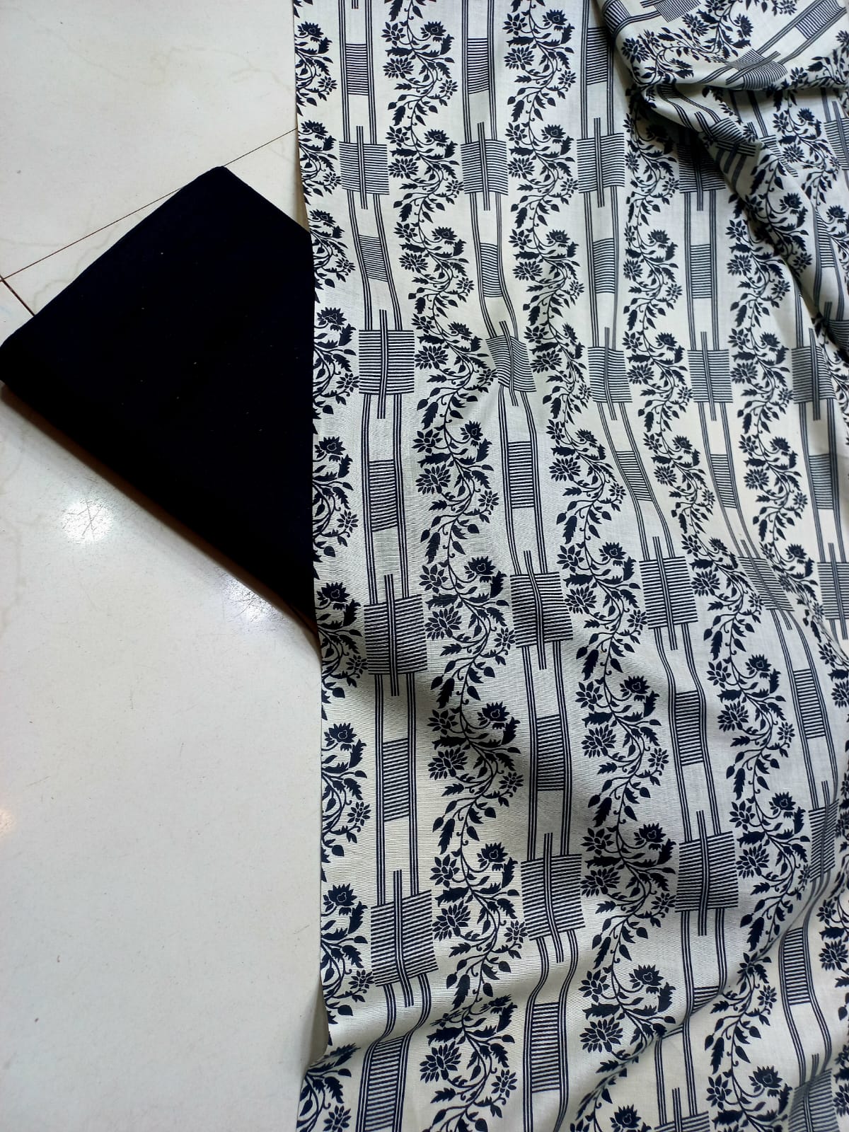 Classic Lawn Printed Shirt Plain Trouser