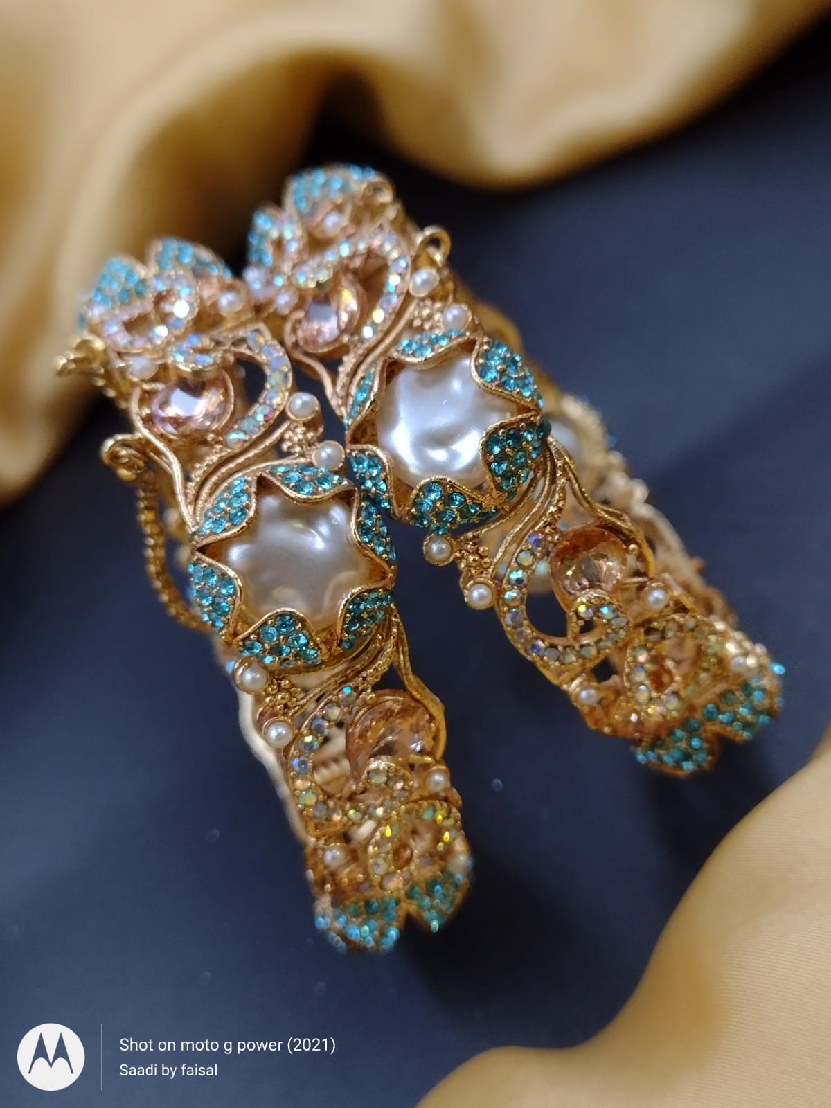 Design Stylish Navratn Mother pal Bangle Openable
