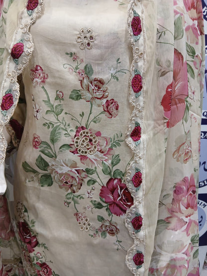 IZNIK STITCHING
