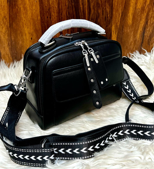 Versatile Vintage Women's Handbag