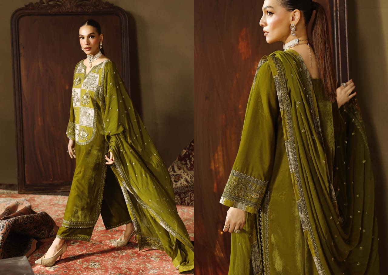 Charizma Signora Velvet Embroidered