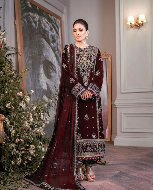 Asim jofa Ayeza Khan Makhmal Collection