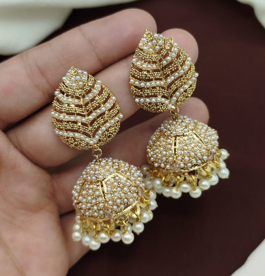 Earings