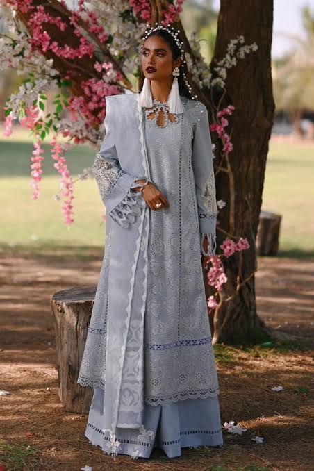 QALAMKAR LAWN COLLECTION