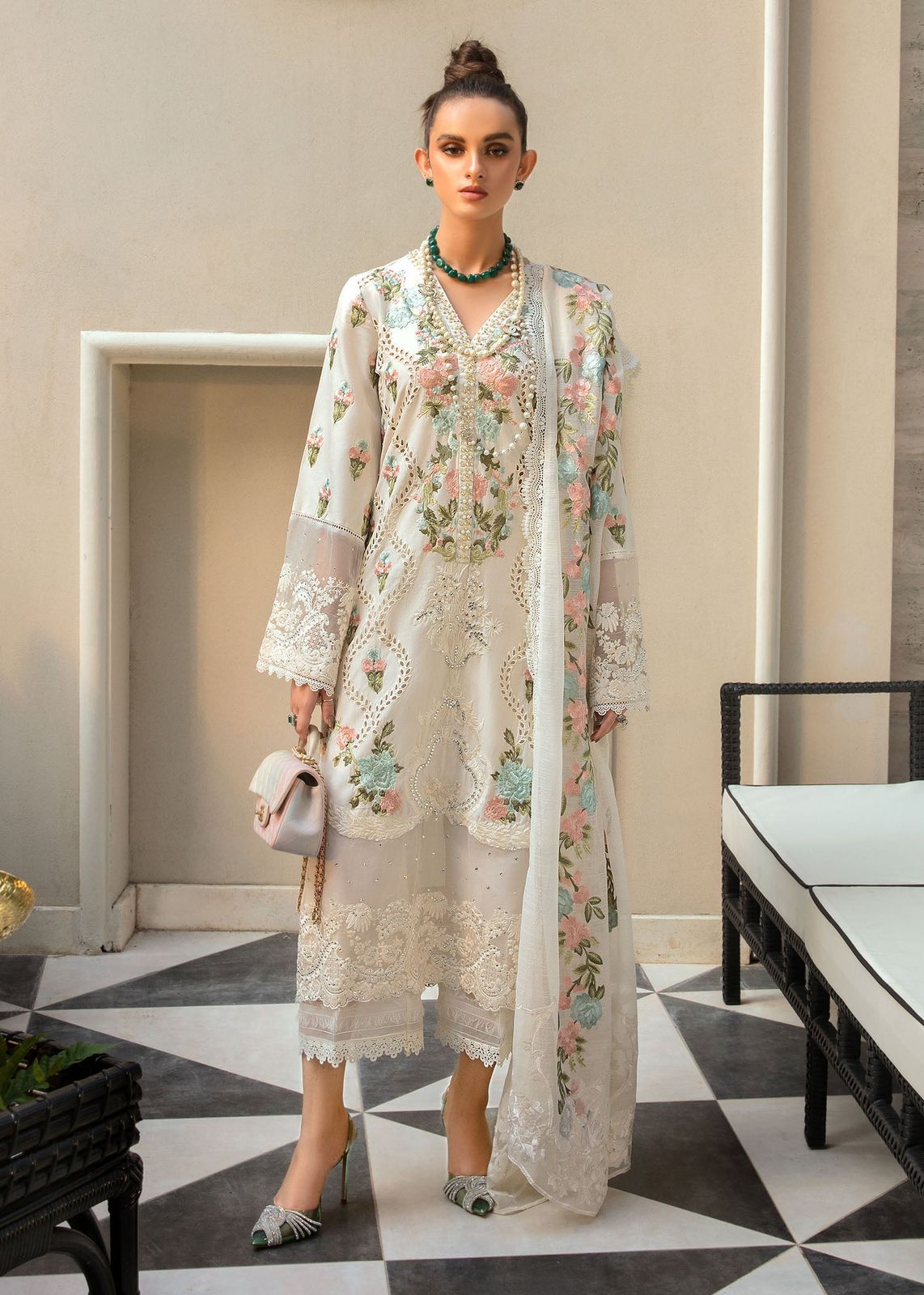 Crimson By Saira Shakira Luxury Lawn Collection