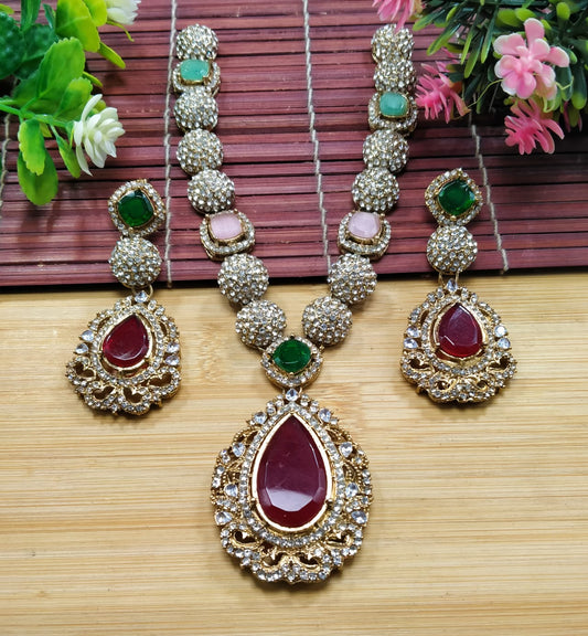 Necklace Set