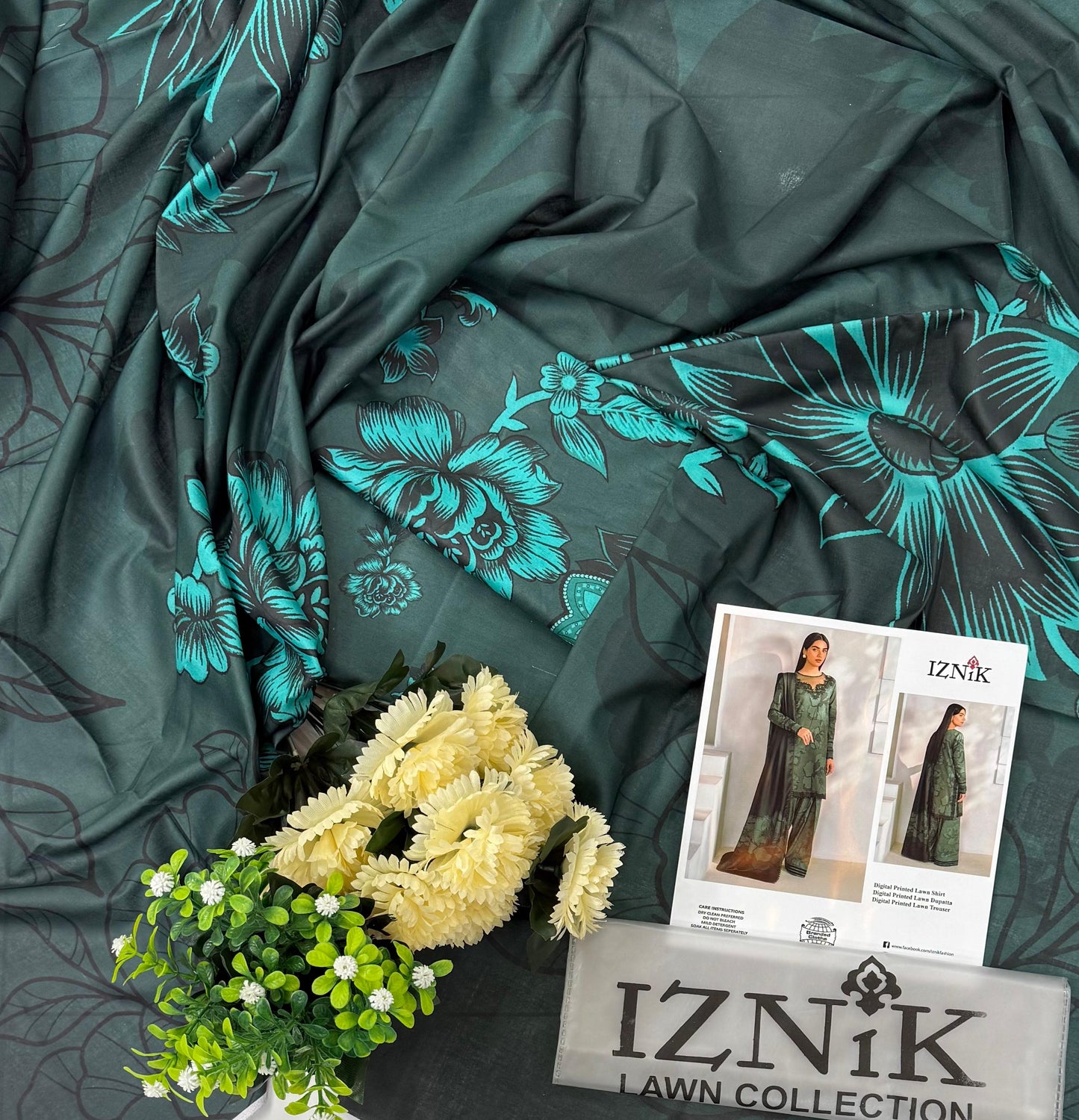 IZNIK DIGITAL LAWN