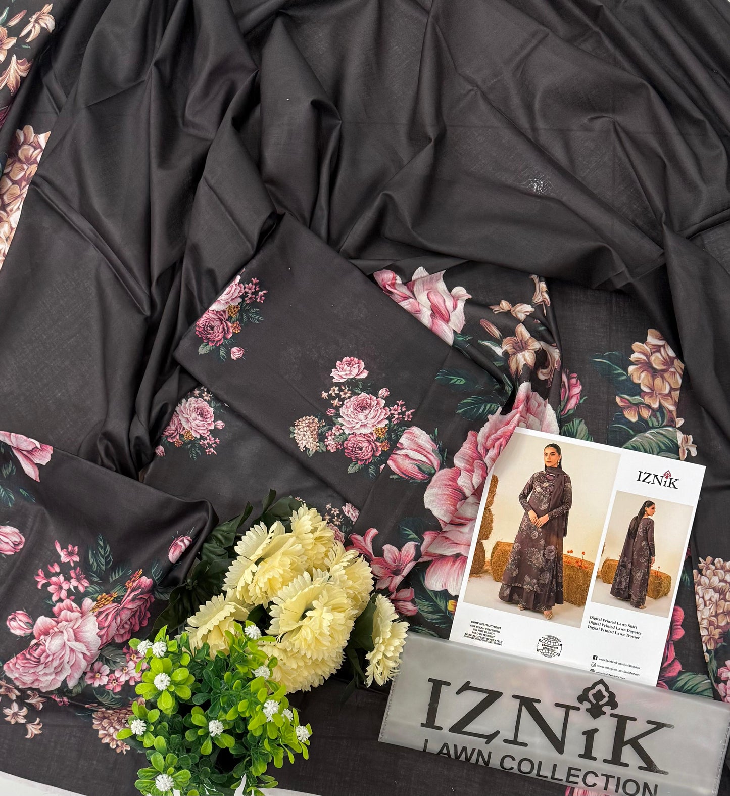 IZNIK DIGITAL LAWN