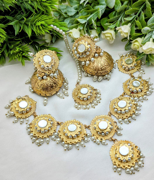 Necklace Set