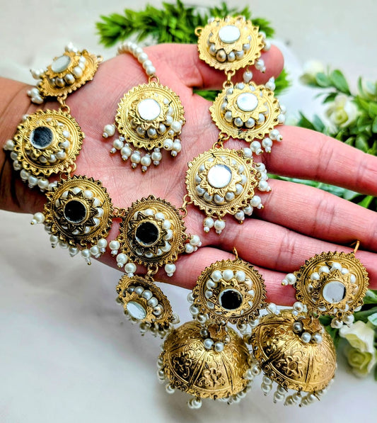 Necklace Set