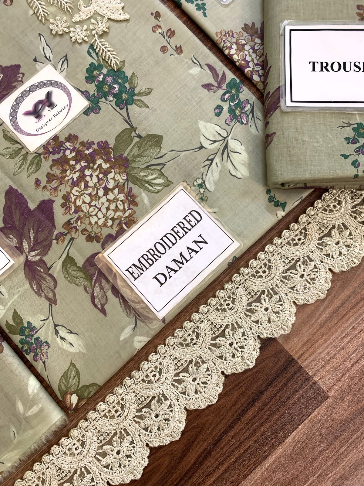 Iznik Lawn Collection