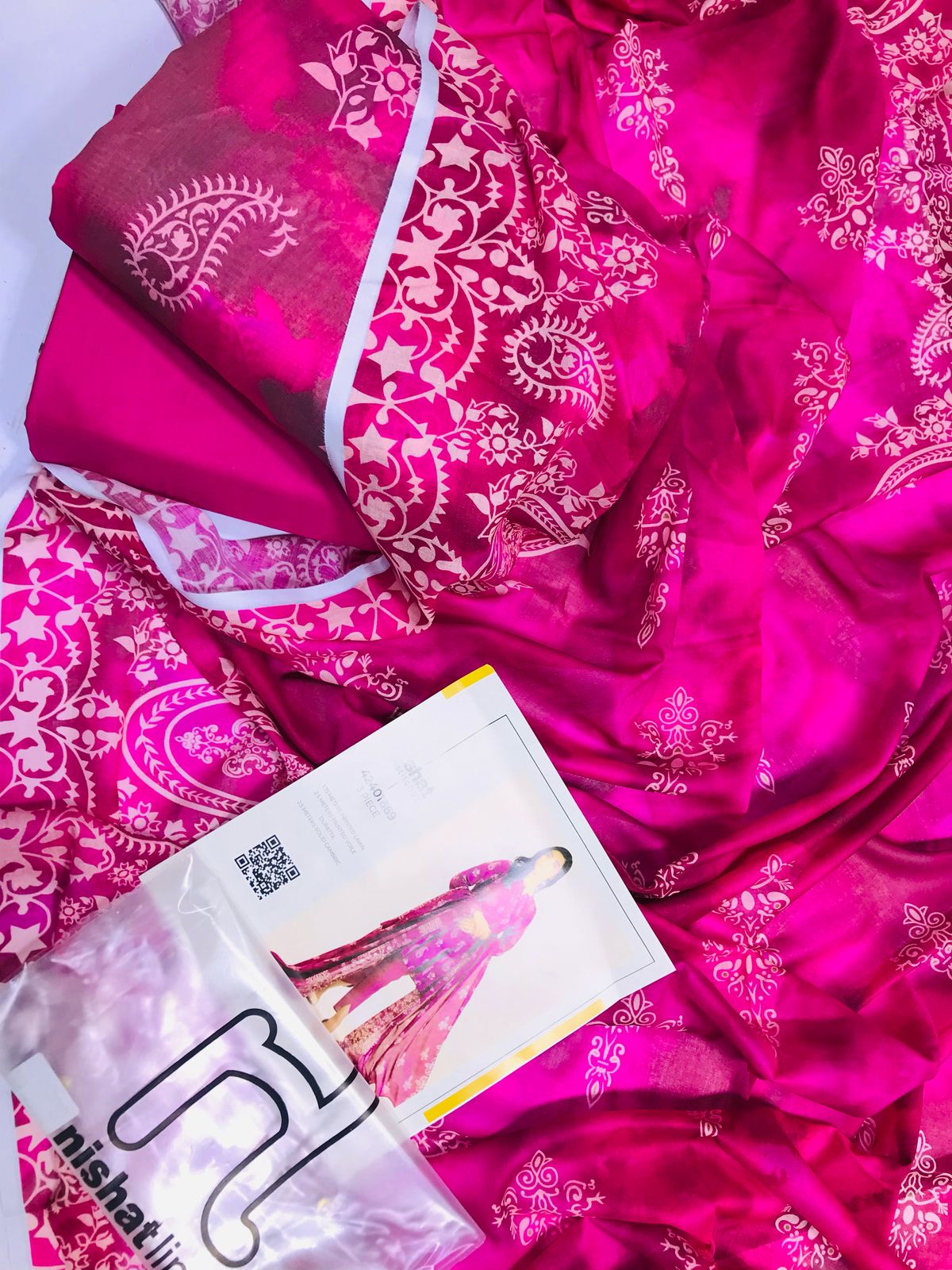 Mix Brand 3 Pcs Lawn Suit