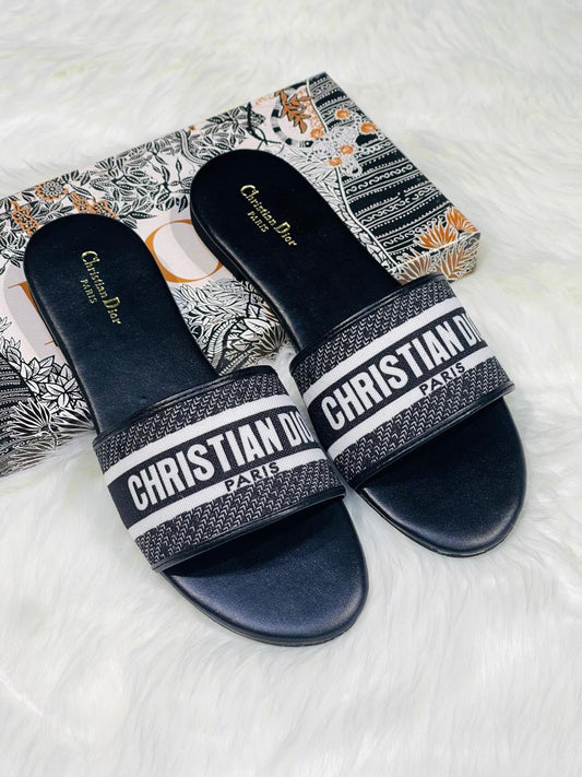 DIOR FLATS