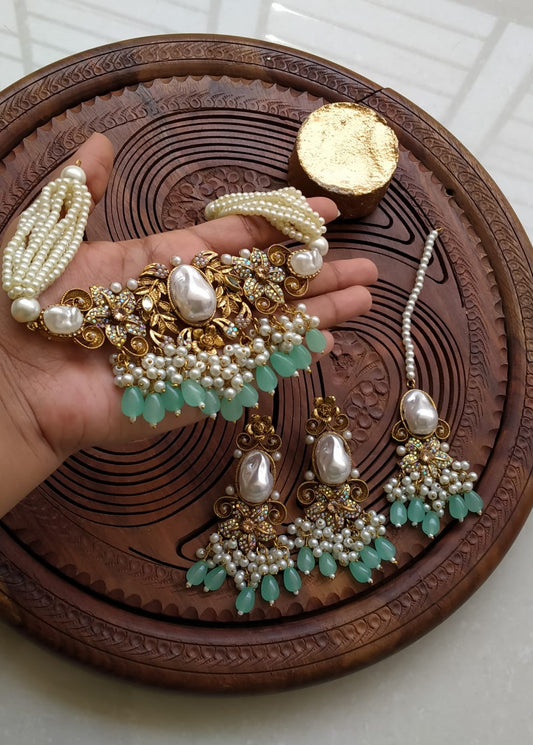 Necklace Set