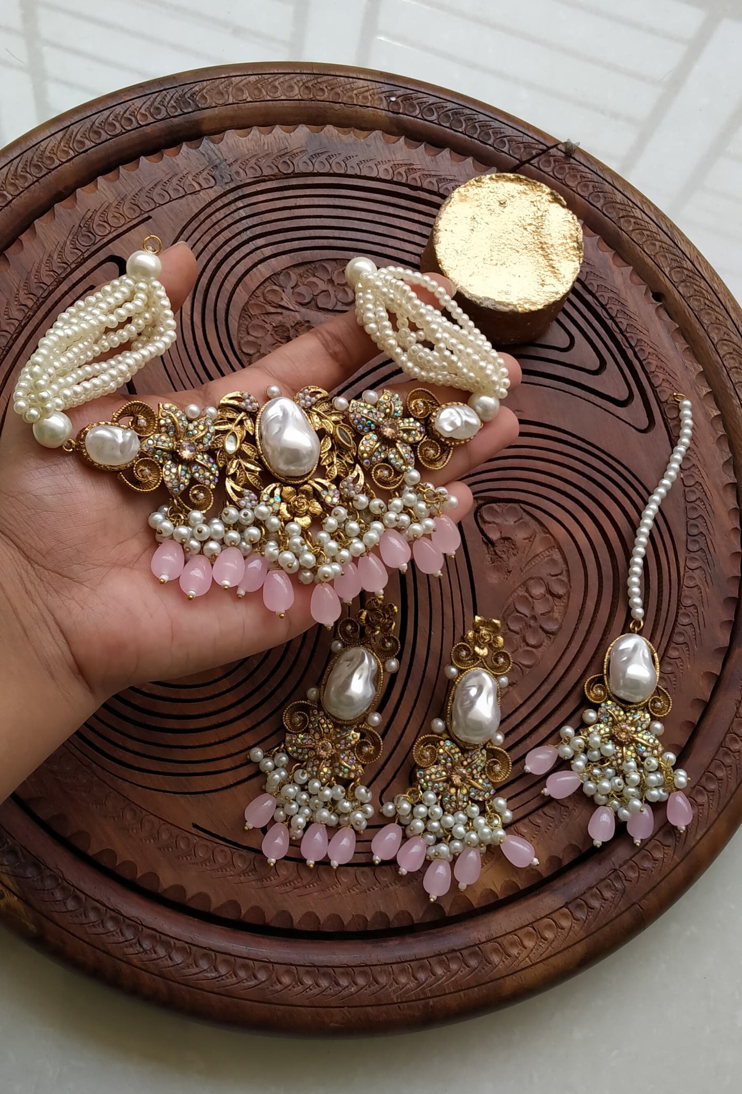 Necklace Set