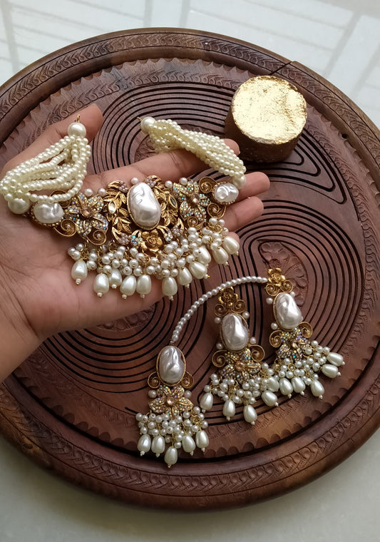 Necklace Set