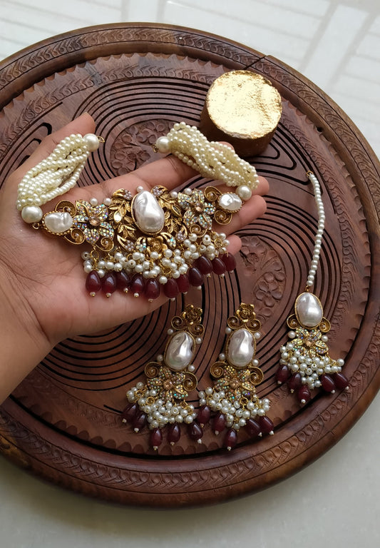 Necklace Set